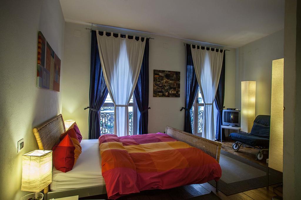 Studio Apartments Centro Storico Via Manno Каляри Екстериор снимка