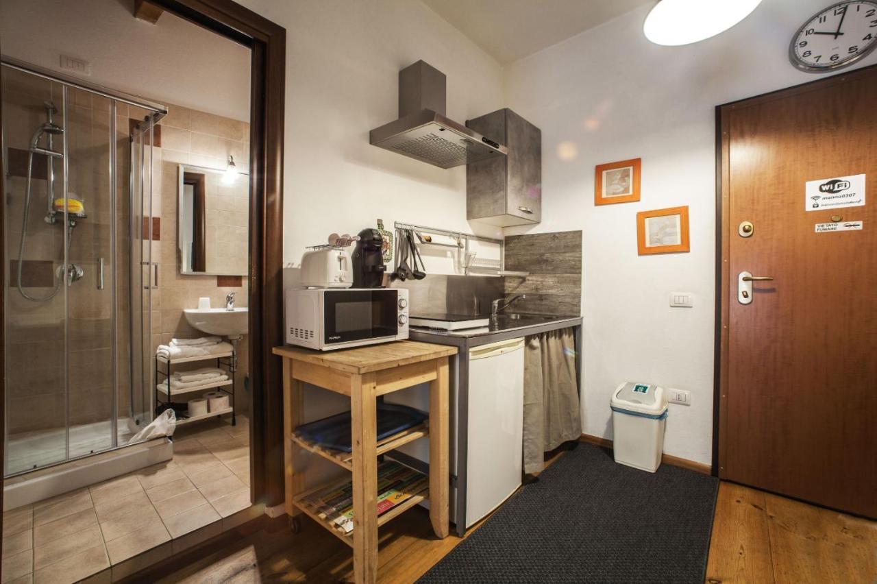 Studio Apartments Centro Storico Via Manno Каляри Екстериор снимка