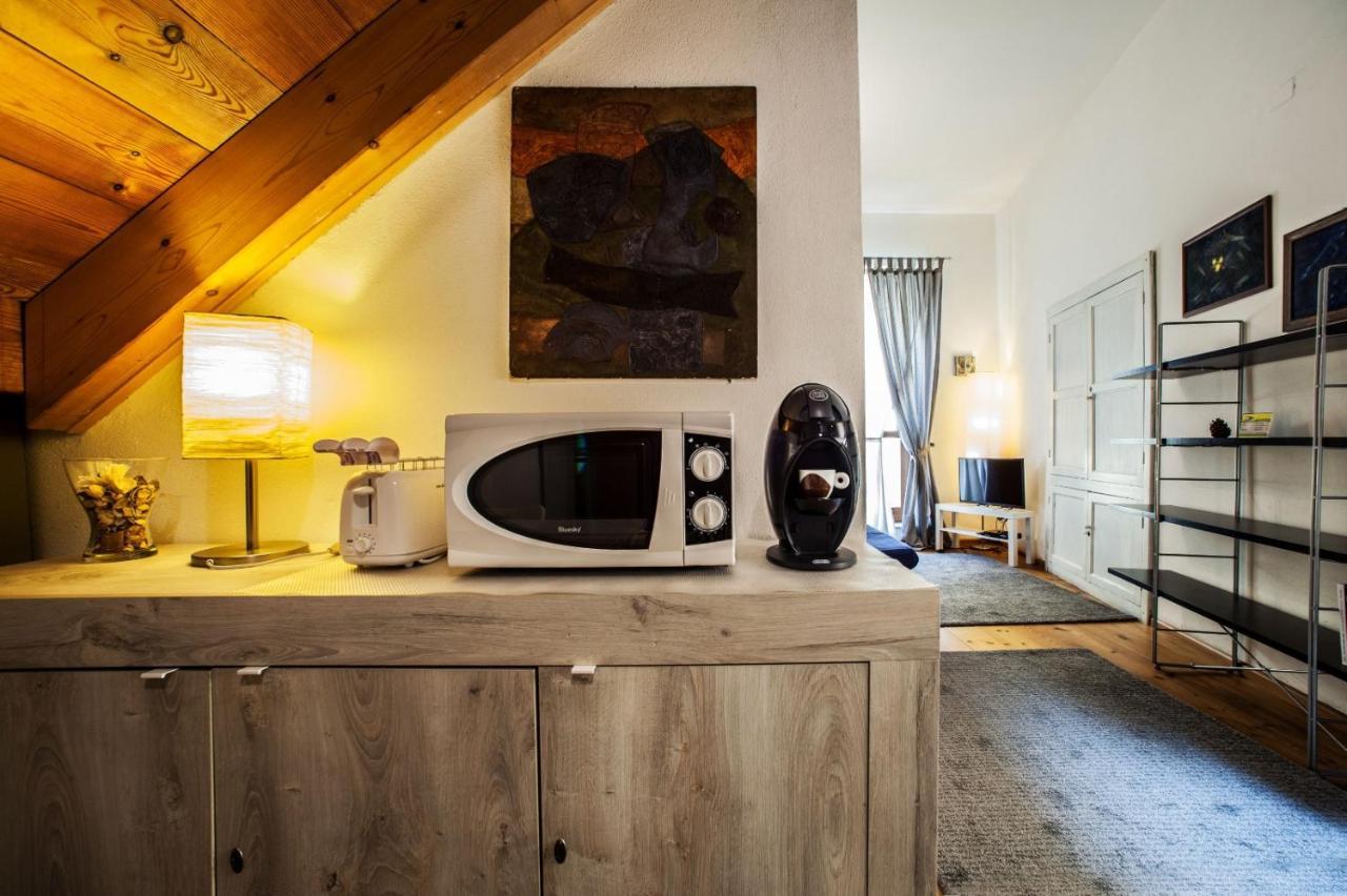 Studio Apartments Centro Storico Via Manno Каляри Екстериор снимка