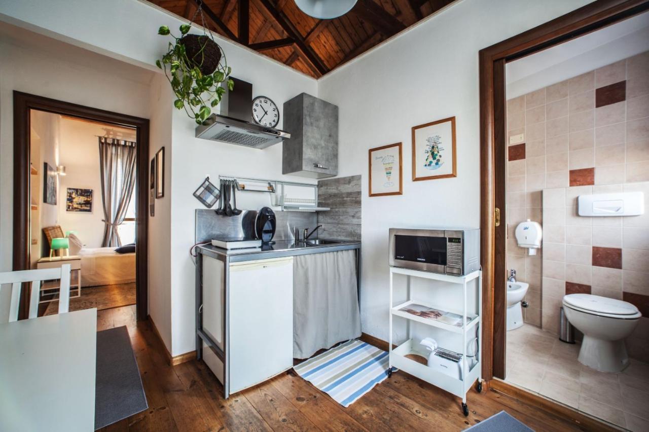 Studio Apartments Centro Storico Via Manno Каляри Екстериор снимка