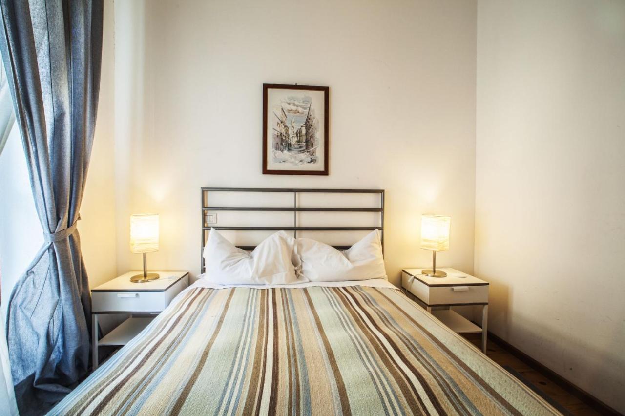 Studio Apartments Centro Storico Via Manno Каляри Екстериор снимка
