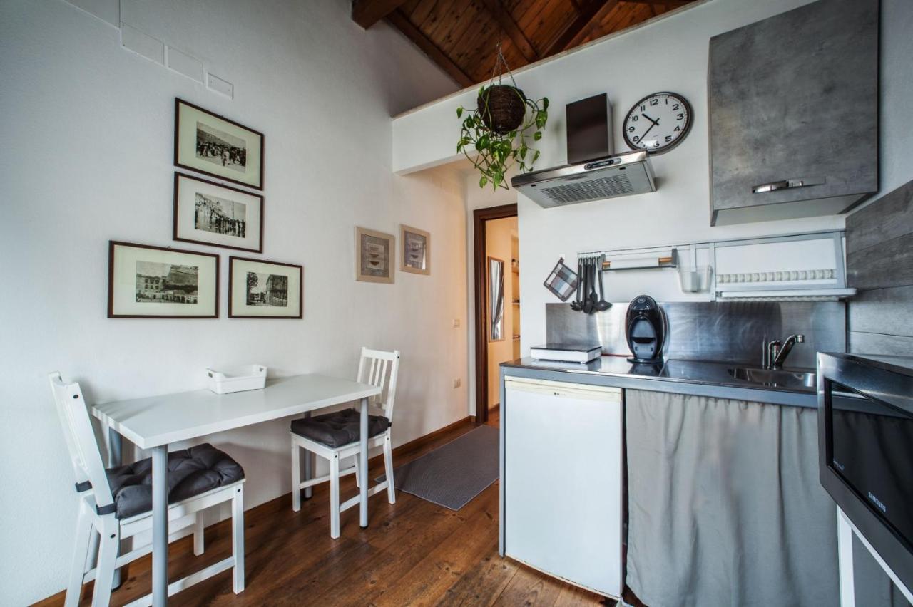 Studio Apartments Centro Storico Via Manno Каляри Екстериор снимка
