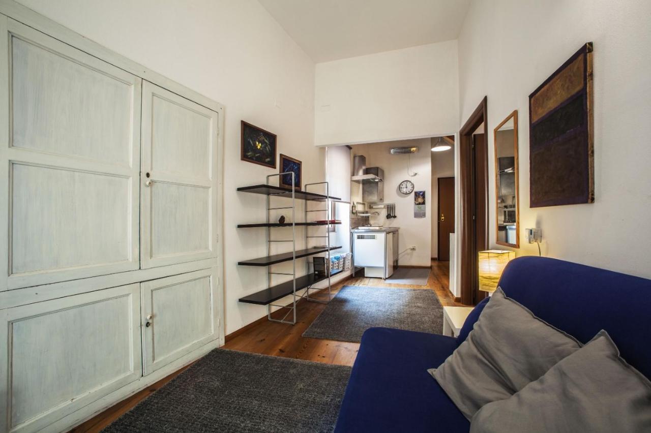 Studio Apartments Centro Storico Via Manno Каляри Екстериор снимка