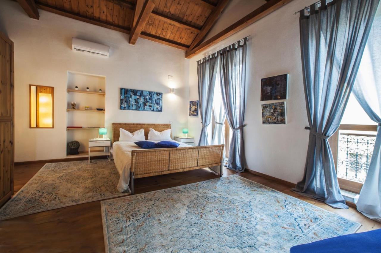 Studio Apartments Centro Storico Via Manno Каляри Екстериор снимка