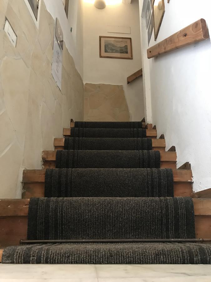 Studio Apartments Centro Storico Via Manno Каляри Екстериор снимка