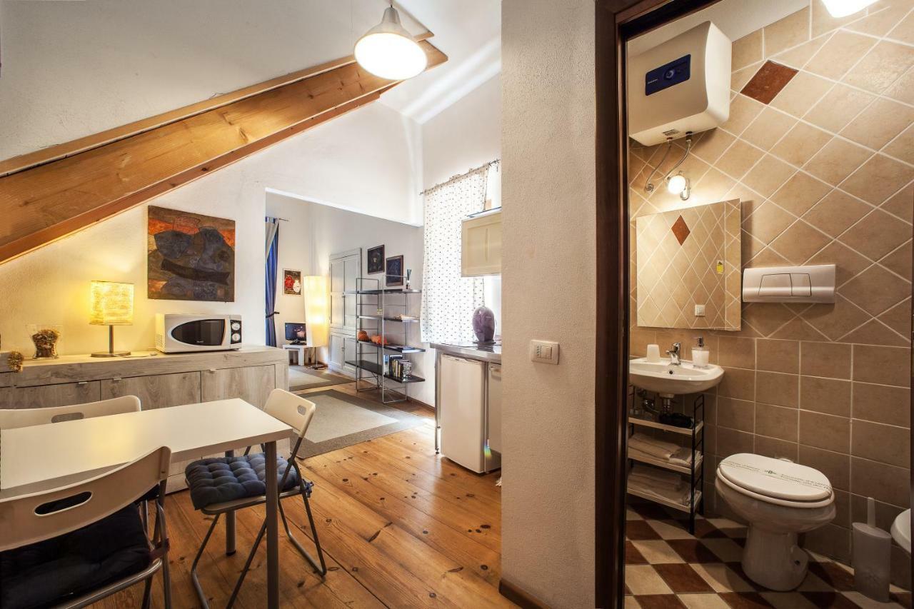 Studio Apartments Centro Storico Via Manno Каляри Екстериор снимка